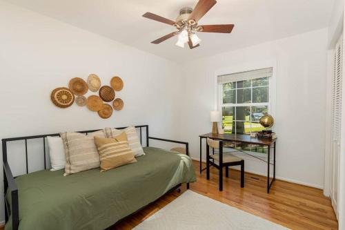 3 Bed Stylish, Bright, Peaceful South Durham Home in Durham, USA