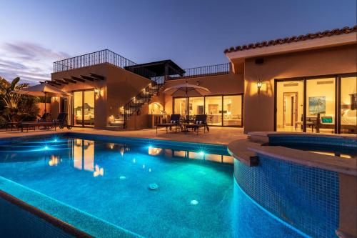 4BD Diamante Private Pool w a Huge Balcony in Cabo San Lucas, Mexico