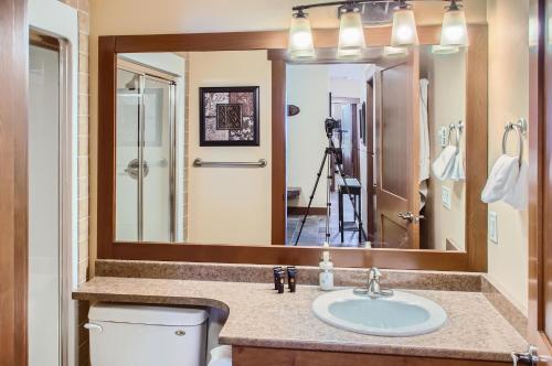 Stonegate Resort Unit C101 in Big White, Canada