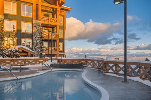 Stonegate Resort Unit C101 in Big White, Canada