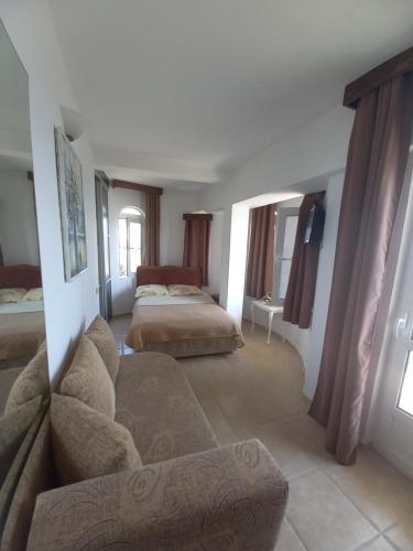 1 queen bed
