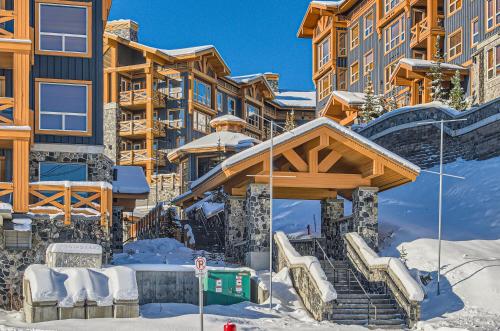 Stonegate Resort Unit C301 in Big White, Canada