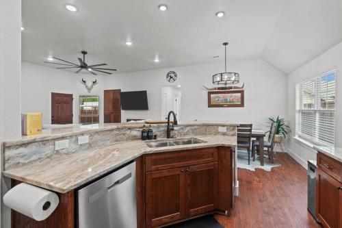 DFW 4 Bedroom Home , New Construction in Fort Worth, USA