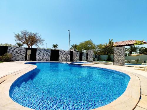 Royal private pool Lux 7-bedroom villa on Marina - image 8