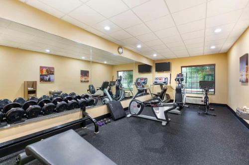 Best Western PLUS Victor Inn & Suites in Victor, USA
