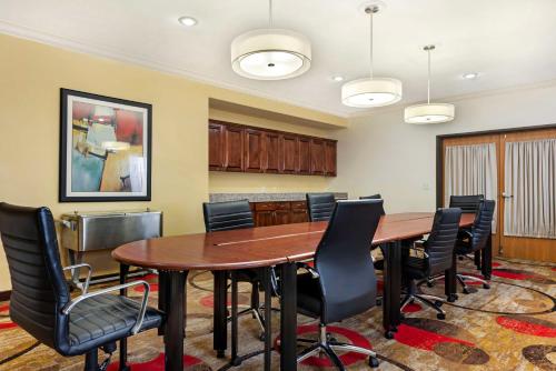 Best Western Plus Eagleridge Inn & Suites in Pueblo, USA