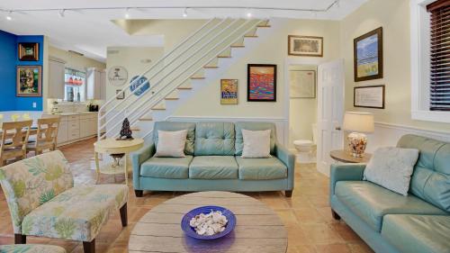 Americana Tropicale by Last Key Realty in Key West, USA