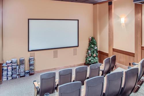 Stonegate Resort Unit A305 in Big White, Canada