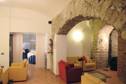 Aufenthaltsraum/TV-Zimmer, Caravaggio Hotel near Straße San Gregorio Armeno