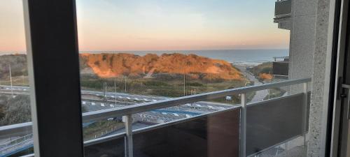 Pemandangan, Cozy apartment with sea view and parking place in Bredene