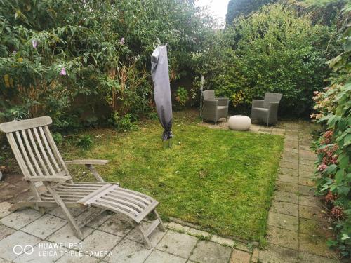 Cottage Egmond-Binnen met besloten tuin in Egmond-Binnen