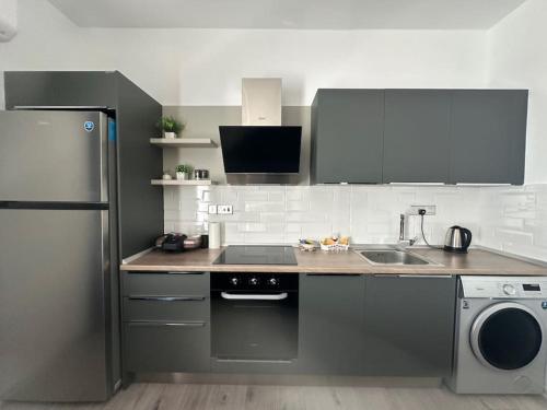 Luxury 1 Bedroom Apartment MckenzieGold 57 MyGuest Cyprus in Default city