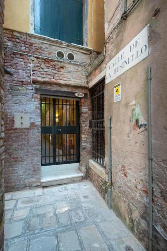 Rialto Green Design Apartment, Venice (photo 8)