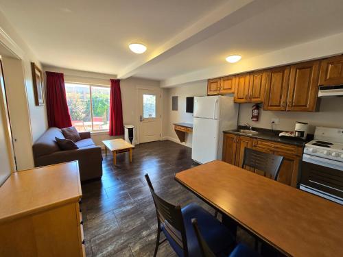 Sahara Courtyard Inn & Suites Osoyoos in Osoyoos (Brit-Kolumbia)