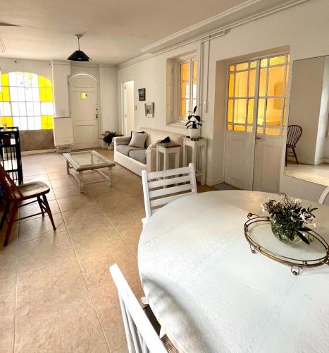 GUEMES Depto 1 dormitorio - PH