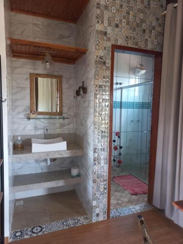 浴室, Pousada Cachoeiras do Cipó (Pousada Cachoeiras do Cipo) in 桑塔納杜裡亞舒