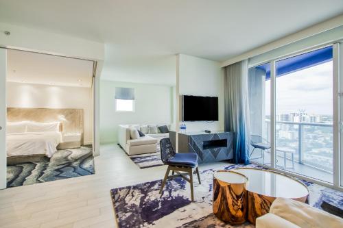 SuitesRUs At W Hotel Fort Lauderdale