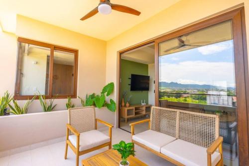 HIDDEN PARK - 7th Floor Apt with Rooftop Pool at Versalles in Puerto Vallarta, Mexico