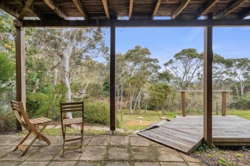 The Mount Vic Escape Fire Pit & Bush Views in Mount Victoria