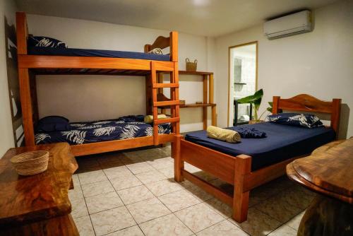 1 twin bed