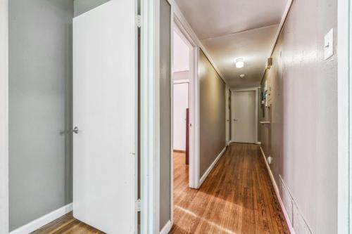 New King Bed 15 Mins from University Health in San Antonio, USA