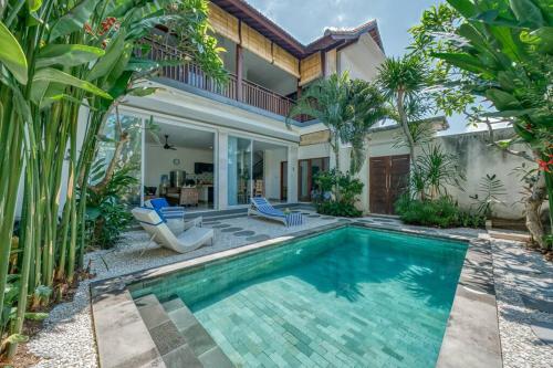 Villa Sweet 17 by Santi Management