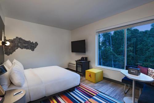 Aloft, Guest room, 1 King