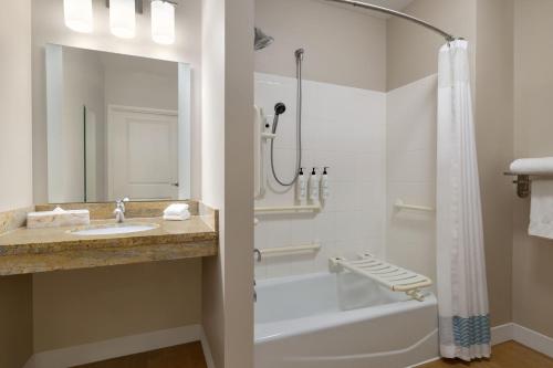 TownePlace Suites by Marriott Williamsport - image 9