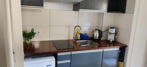 廚房, Casa Nathan! 2 Zimmer, Internet, Kuche, Cosina, Parking, Lavanderia, Sauna! Barrio Esperanza! Centra in 奧比里加兔
