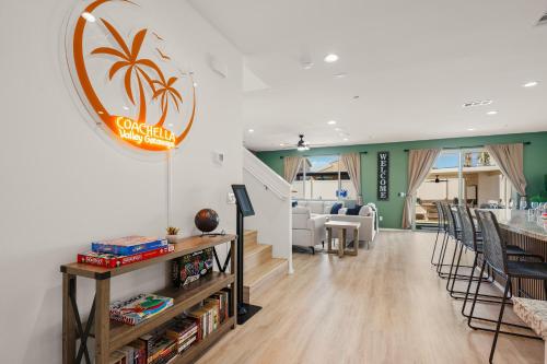 Coachella Luxe Oasis 6BR Resort Self Check-in - Tap to explore photos