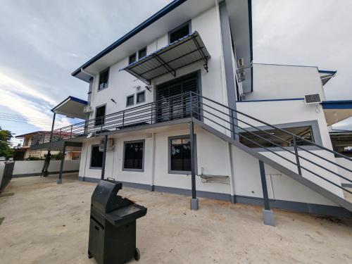 Riverside Landed House 河景湾 Riverside Landed House 河景湾