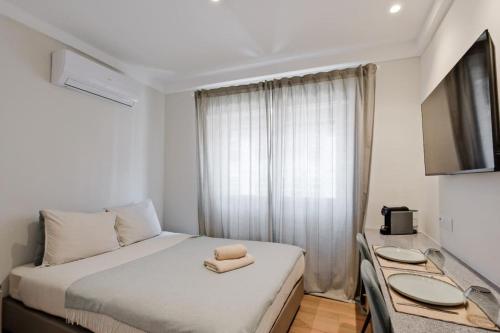 Lovely studio fully equipped near subway N13, Lisboa