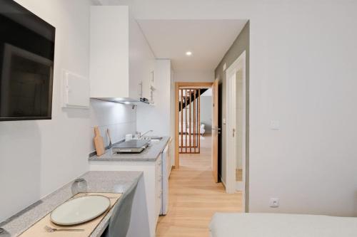 Lovely studio fully equipped near subway N3 - main image