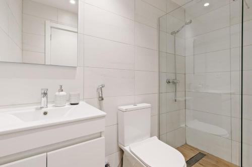Lovely studio fully equipped near subway N3 - image 3