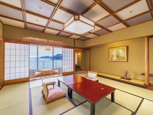 Facilities, Hotel Inatori Ginsuiso in Izu