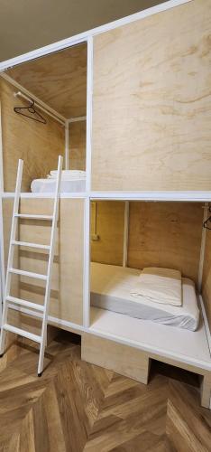 So Art Hostel 旅人藝棧來尞青旅 in مياولي