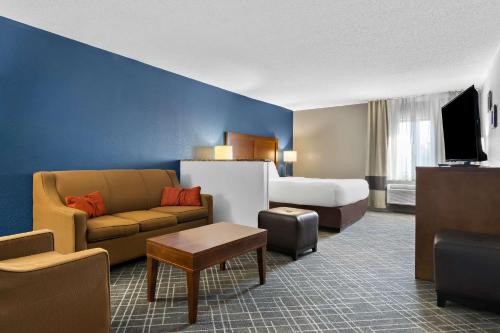 Comfort Inn Joliet West I-80 Comfort Inn Joliet West I-80