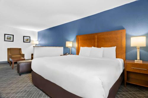 Comfort Inn Joliet West I-80 Comfort Inn Joliet West I-80