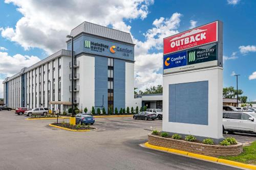 Comfort Inn MSP Airport - Mall of America - image 11