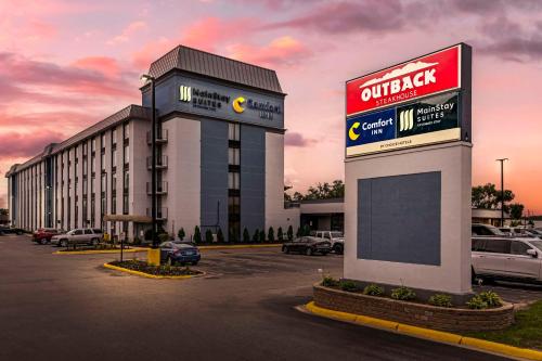 MainStay Suites MSP Airport - Mall of America in Bloomington, USA