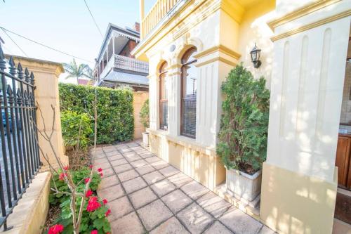 Cozy holiday home 5 mins walk to beach in Glenelg