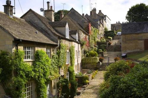 Charming stone cottage in the heart of Tetbury in เท็ทบูรีย์