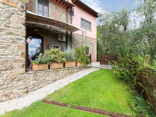  Nice apartment in Pian di sco Campiglia with sauna in Pian di Scò