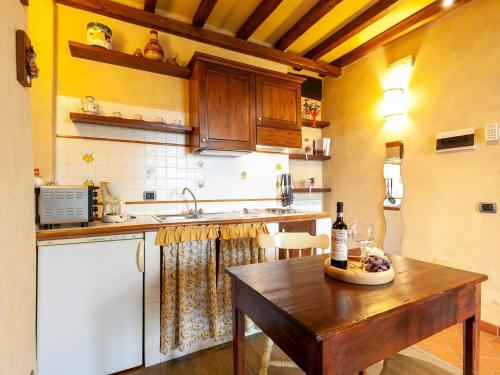  Nice apartment in Pian di sco Campiglia with sauna in Pian di Scò