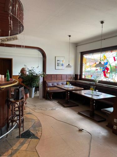 Bistro-zur-Quelle in 明登