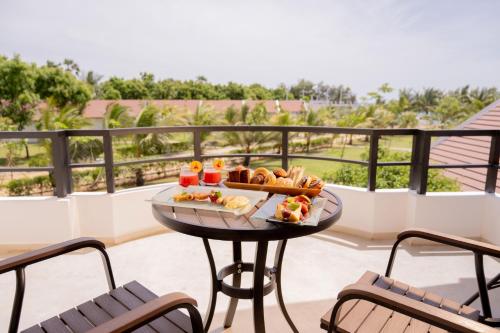 식음료(F&B), Uppuveli Beach by DSK in 트링코말리