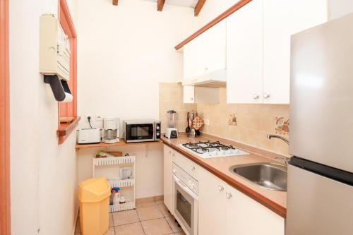 Two-Bedroom House image 6