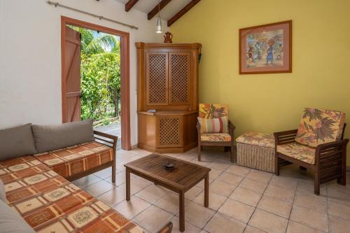 Two-Bedroom House image 5
