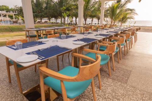 레스토랑, Uppuveli Beach by DSK in 트링코말리