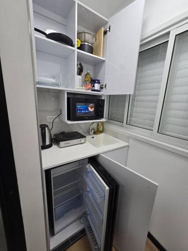 Ryo 37 דירת נופש מושלמת מרחק 5 דקות מחוף הים in Bat Yam